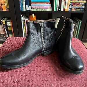 Black Leather Ankle Boots with Zipper